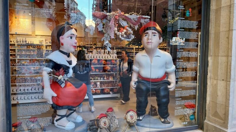 Barcelona 101 Walking Tour: All Highlights in One Day - Unveiling the Jewish Quarter and Ancient Gateways