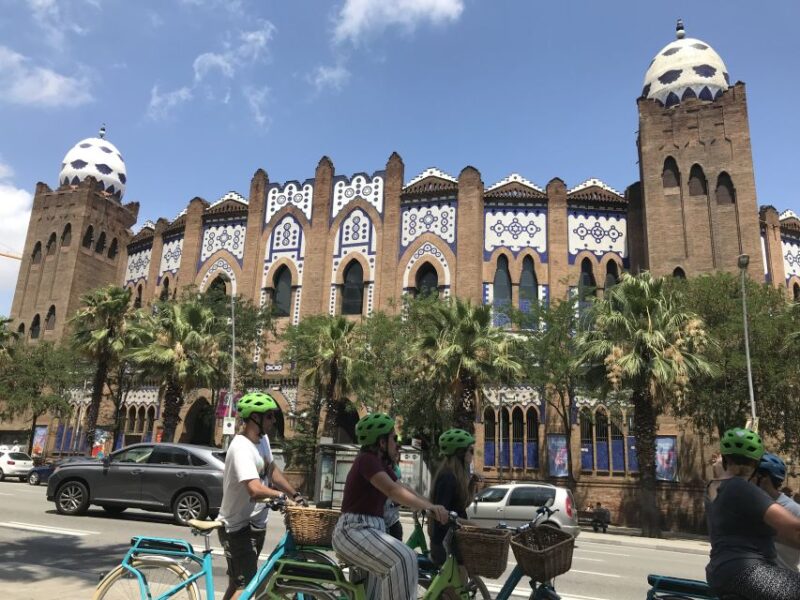Barcelona: 2.5-Hour Bike or E-Bike Historical Tour - Gaudí’s Casa Calvet and Casa Vicens