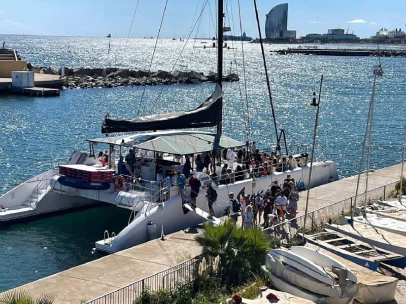 Barcelona: 2-Hour Catamaran with Cocktail and Live Music - Key Points