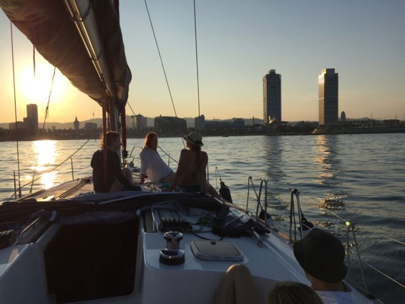 Barcelona: 2-Hour Sunset Sailboat Trip - Barcelona’s 2-Hour Sunset Sailboat Trip: A Relaxing Sea Perspective