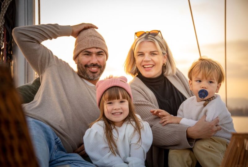 Barcelona : 2 hours Sailing tour with snacks and drinks - The All-Season Charm of the 2-Hour Mediterranean Sail