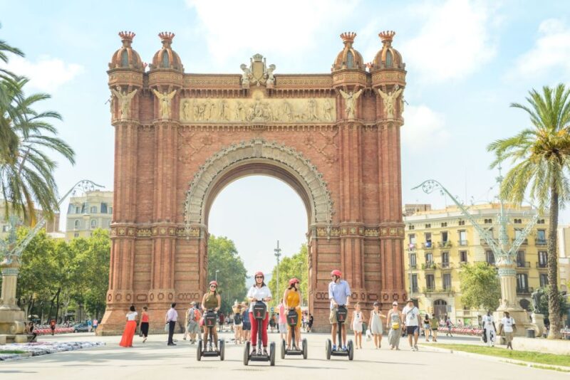 Barcelona: 2,5hr Art of Gaudí Segway Tour - The Crown Jewel: La Sagrada Familia