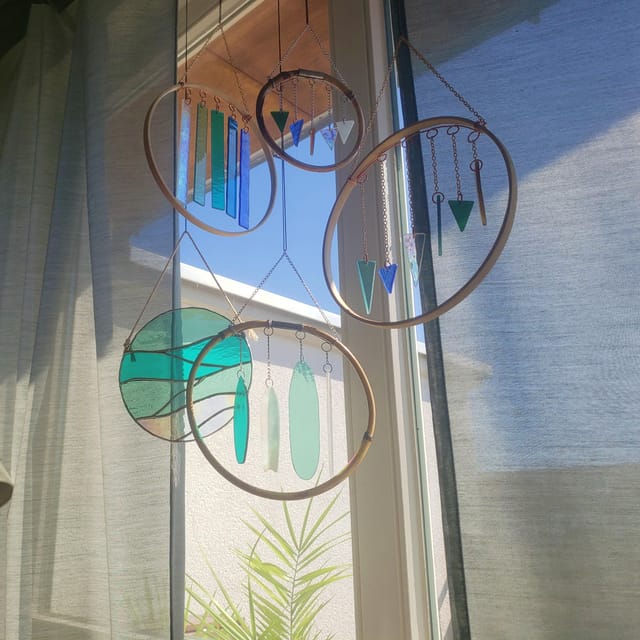 BARCELONA: 2h Glass Art Workshop, create your Suncatcher! - Key Points