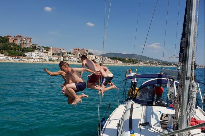 Barcelona 4-hour Private Boat Trip - Starting Point at Moll de Mestral with Easy Access