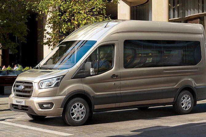 Barcelona Airport (BCN) Private Transfer to Barcelona City/Hotels - Key Points