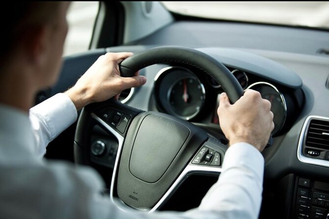 Barcelona Airport, Cruise port or Hotel private Transfer - Additional Comforts: Baby Seats and Personal Assistance