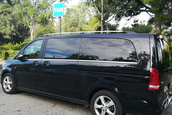 Barcelona Airport, Cuise Port or City Hotels Private Transfer - Efficient and Comfortable Private Transfers in Barcelona for Up to Seven Travelers