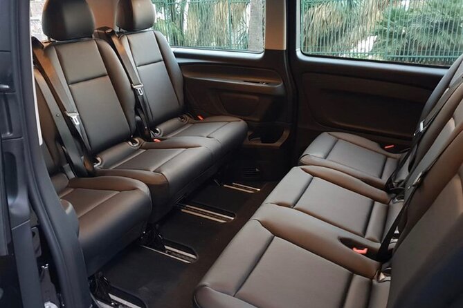 Barcelona Airport Departure Transfers - Comfortable, Well-Equipped Vehicles for Small Groups