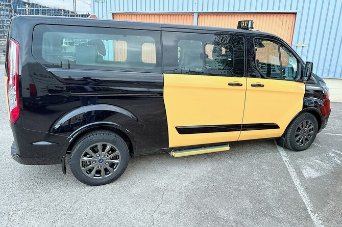 Barcelona Airport to Cruise Port Private Transfer - Traveling in an Air-Conditioned Van with WiFi on Board