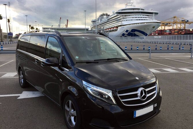 Barcelona airport transfer (From 1 to 7 passengers) - Comfortable and Reliable Barcelona Airport Transfer for Groups of Up to 7