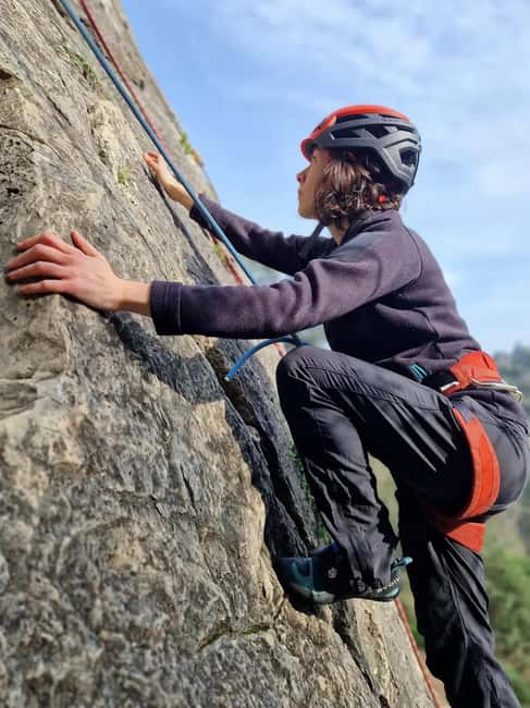 Barcelona and surroundings: Sport climbing in the best areas - Small Group Experience for Personalized Attention