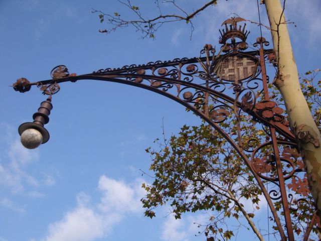 Barcelona: Art Nouveau & Gaudí Tour - Highlights of the Tour: Key Architectural Landmarks