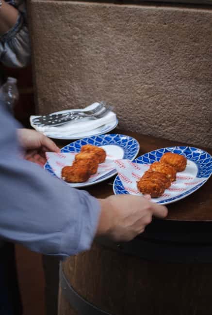 Barcelona: Authentic Food Tour with a Local Guide - Group Size and Private Tour Options