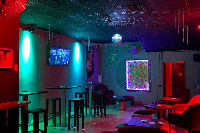 Barcelona: Bar Crawl at Gaixample - Ending at a Pop/Latin Dance Club