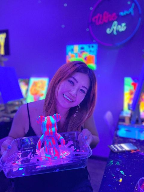 Barcelona: Bear-brick Fluorescent Painting | Wine and Art - Flexibility and Booking Options