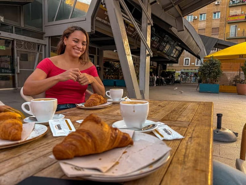 Barcelona Before the Crowds: Sunrise Bike Tour - Physical Requirements and Accessibility