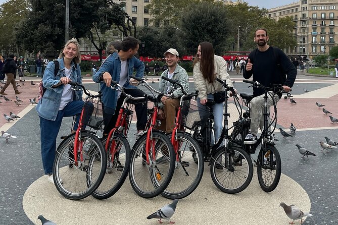 Barcelona: Bike or eBike Tour, Top Sights & Local Insights - Navigating Barcelona with a Bicycle