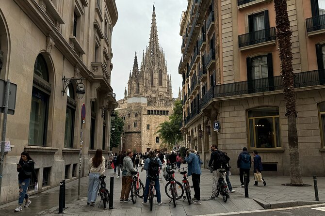 Barcelona: Bike or eBike Tour, Top Sights & Local Insights - Barcelona Bike Tour: A Practical and Enjoyable Way to Explore