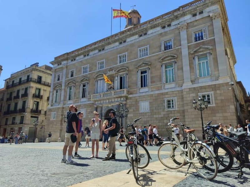 Barcelona: Bike or eBike Tour, Top Sights & Local Insights - Scenic Ride along Passeig de Gracia