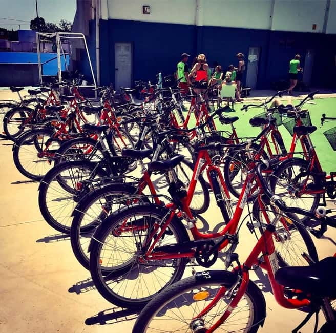 Barcelona: Bike Rental with Map & Local Recommendations - Exploring Barcelona’s Major Squares and Streets