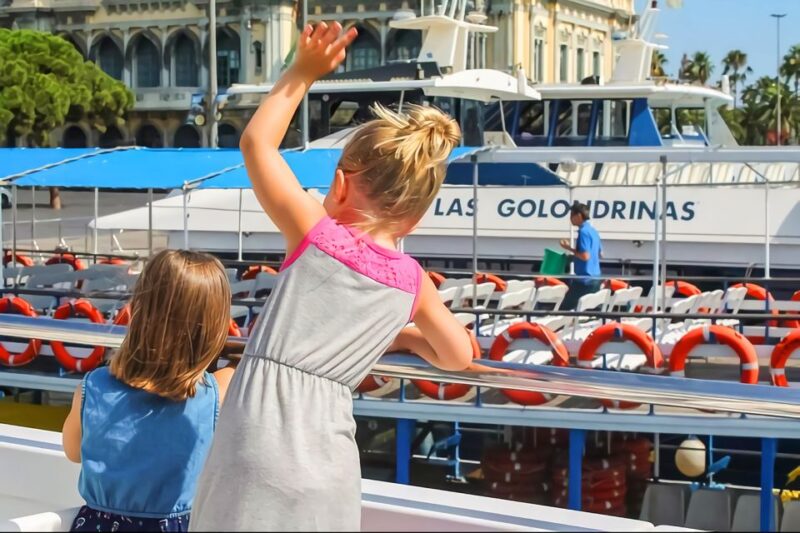 Barcelona: Boat Tour in Las Golondrinas - The Experience of the Skyline and Beaches Ride