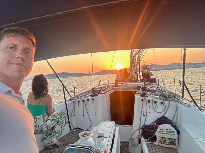 Barcelona: Boat Trip with Champagne - Discover Barcelona from the Water on a Champagne-Filled Boat Trip