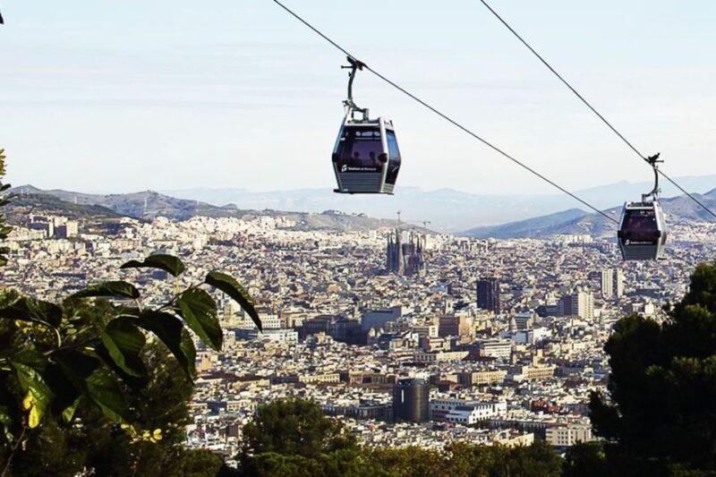 Barcelona Cable Car Sky Views, Magic Fountain & Castle Visit - Exploring Barcelona’s Historic Old Town