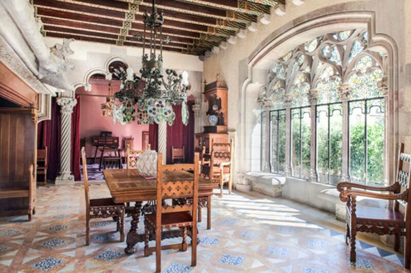 Barcelona: Casa Amatller Guided Visit with Chocolate Gift - The Significance of Casa Amatller in Modernist Architecture