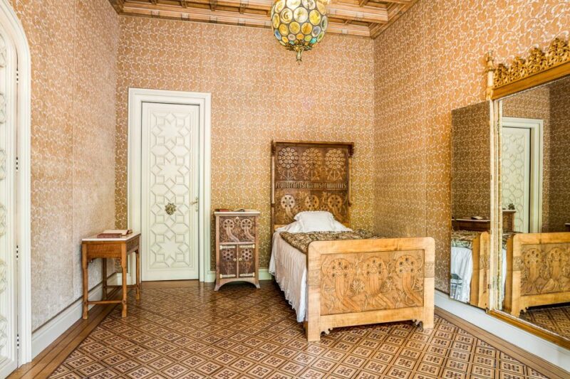 Barcelona: Casa Amatller Guided Visit with Chocolate Gift - Booking Options and Flexible Cancellation