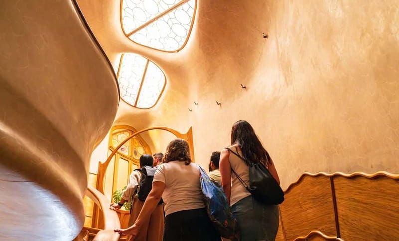Barcelona: Casa Batlló Tour and Optional White Rabbit Museum - Optional White Rabbit Museum: Art, Technology, and Catalan Culture