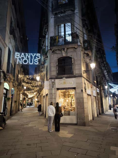 Barcelona: Christmas Lights and Hidden Streets Walking Tour - Starting Point and Meeting Details in Barcelona