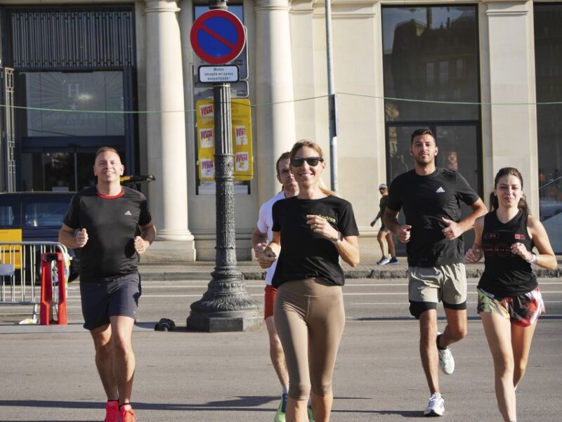 Barcelona: City Highlights Guided Running Tour - Running the Streets: La Rambla and Gothic Quarter
