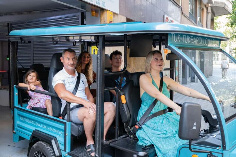 Barcelona: City Highlights Private Tuk-Tuk Tour - Discover Barcelona in a Unique and Eco-Friendly Way