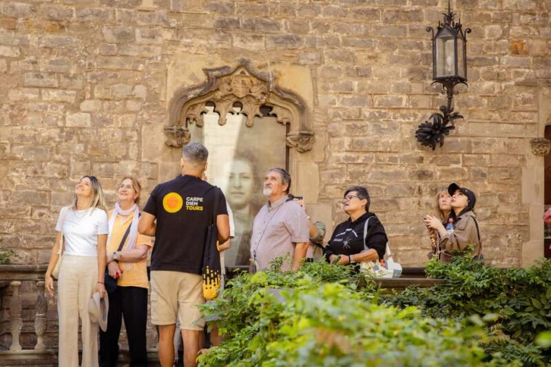 Barcelona: City Walking Tour with a Local Guide - Discover Barcelona’s Old Town with a Local Expert