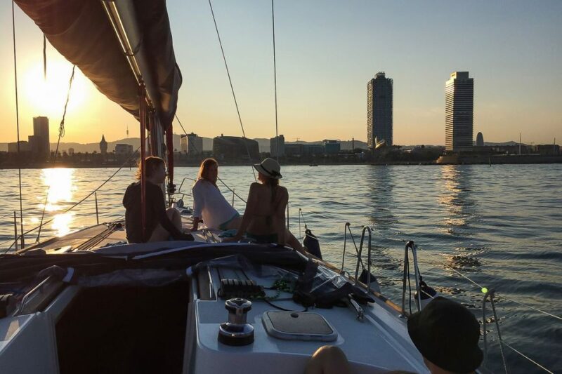 Barcelona: Coastline Boat Trip with Snacks and Cava - The Pacing and Group Atmosphere