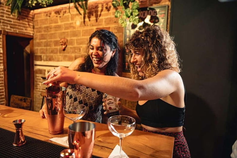 Barcelona: Cocktail Class with Mixologist - Learning to Craft Four Classic Cocktails
