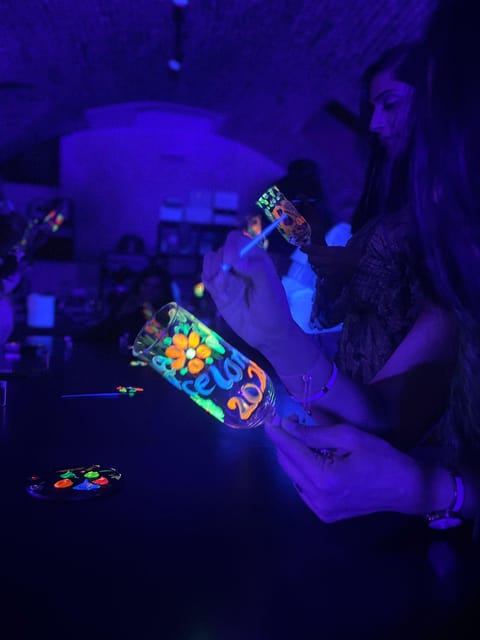 Barcelona: Cocktail Class Workshop - Make Shake Cook & Paint - The Secret Venue: Çukor Behind the Curtain