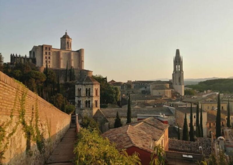 Barcelona: Complete Private Tour Girona - Logistics and Practical Tips for the Tour
