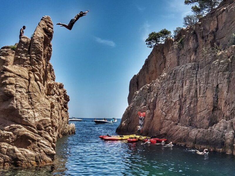 Barcelona: Costa Brava Tour with Kayak & Lagoon Snorkeling - What’s Included and What to Bring