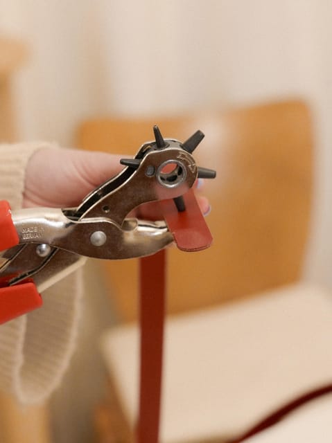 Barcelona: Craft your own leather bag, Hands-On workshop - Discover the Creative Charm of the Barcelona Leather Bag Workshop