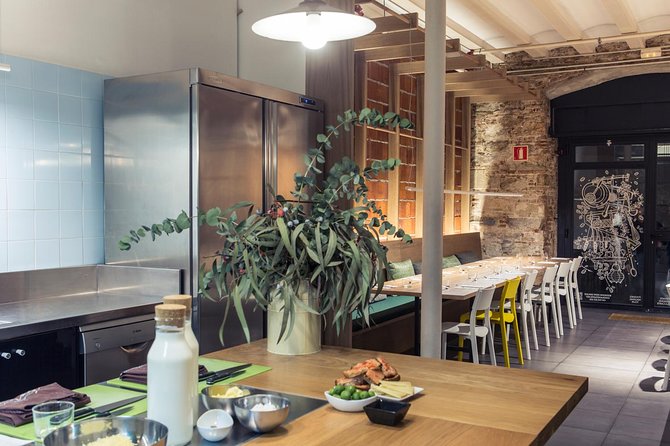 Barcelona Culinary Experience: Paella & Tapas Cooking Class - Flexibility for Dietary Preferences