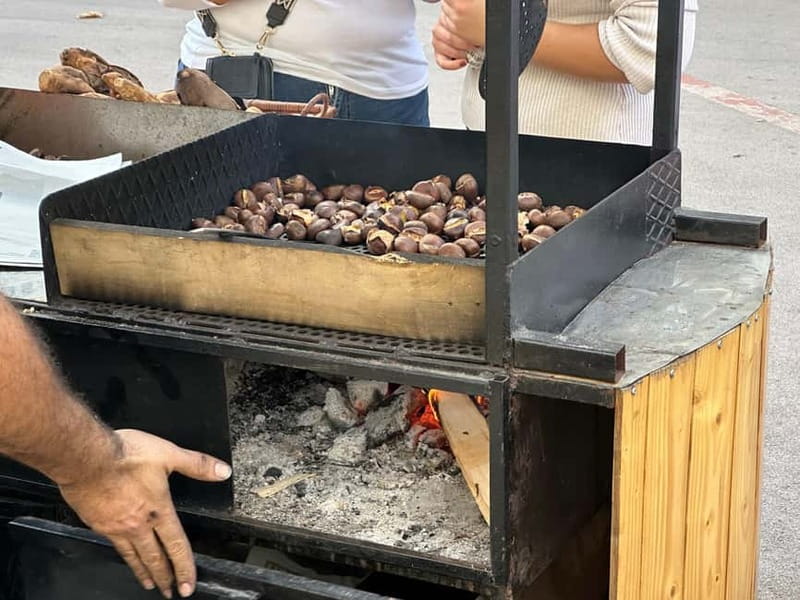 Barcelona: Delicious Food Tour and City Center Sightseeing - Navigating the City with a Local Guide