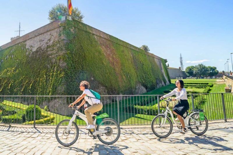Barcelona: E-Bike Tour with Montjuic Cable Car & Boat Ride - Stops at Sagrada Família and Arc de Triomf