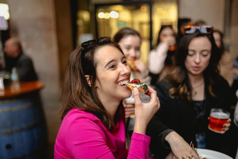 Barcelona: El Born Food Walking Tour with Tapas and Drinks - Exploring the Gothic Quarter at the Tour’s End