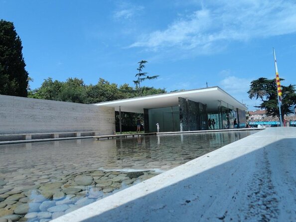 Barcelona Electric Bike Tour: Scenic Montjuic Panoramic Views - Explore Montjuic on a Scenic Electric Bike Tour in Barcelona