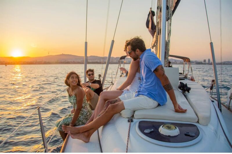 Barcelona: electric bike tour to Montjuic + relaxing sailboat ride - Exploring Parc de la Ciutadella and Other Green Spaces