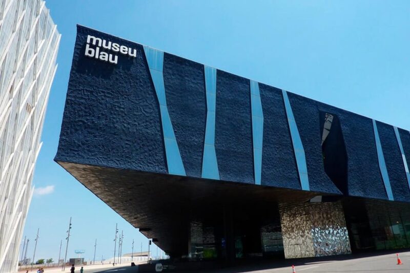 Barcelona: Electric scooter tour along the promenade and parks - Key Points