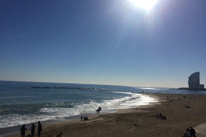 Barcelona Evening Small Group Bike Tour with Cava | with Private Option - Key Points