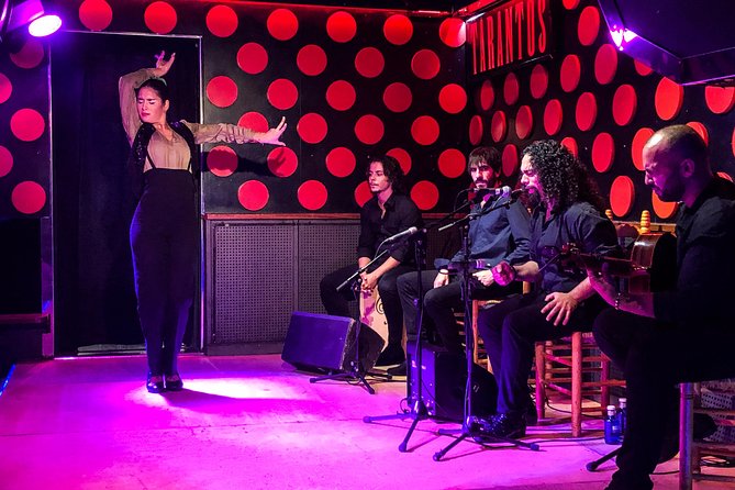 Barcelona Evening Tour, Flamenco Show & Tapas - Why Choose This Tour in Barcelona