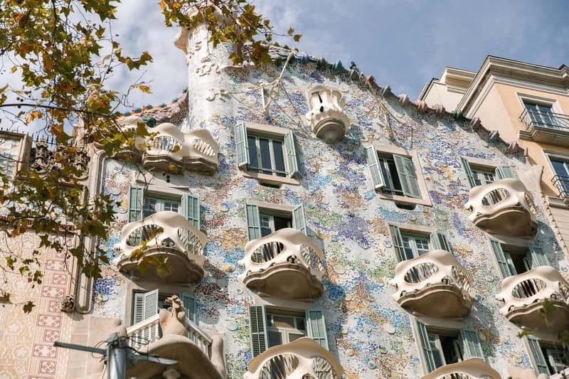 Barcelona: Exclusive Private Tour - Key Points